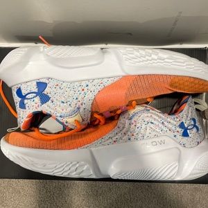 Under Amour Flow Future X 2LE  “White, Orange, Black”